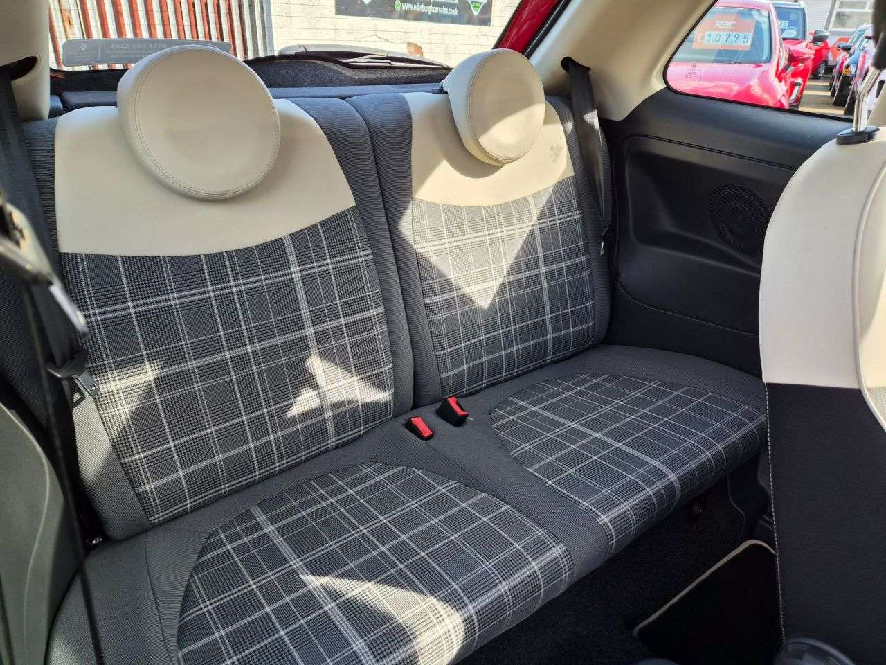 2016 FIAT 500 2016 FIAT 500