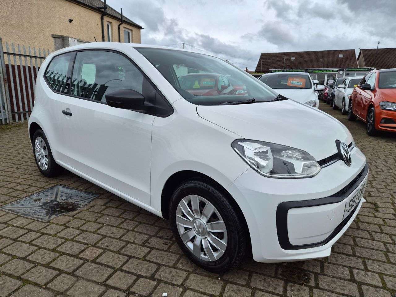 2017 VOLKSWAGEN UP! 2017 VOLKSWAGEN UP!
