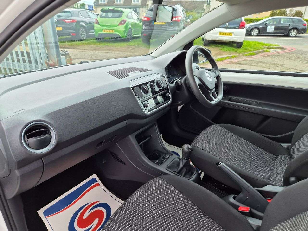 2017 VOLKSWAGEN UP! 2017 VOLKSWAGEN UP!