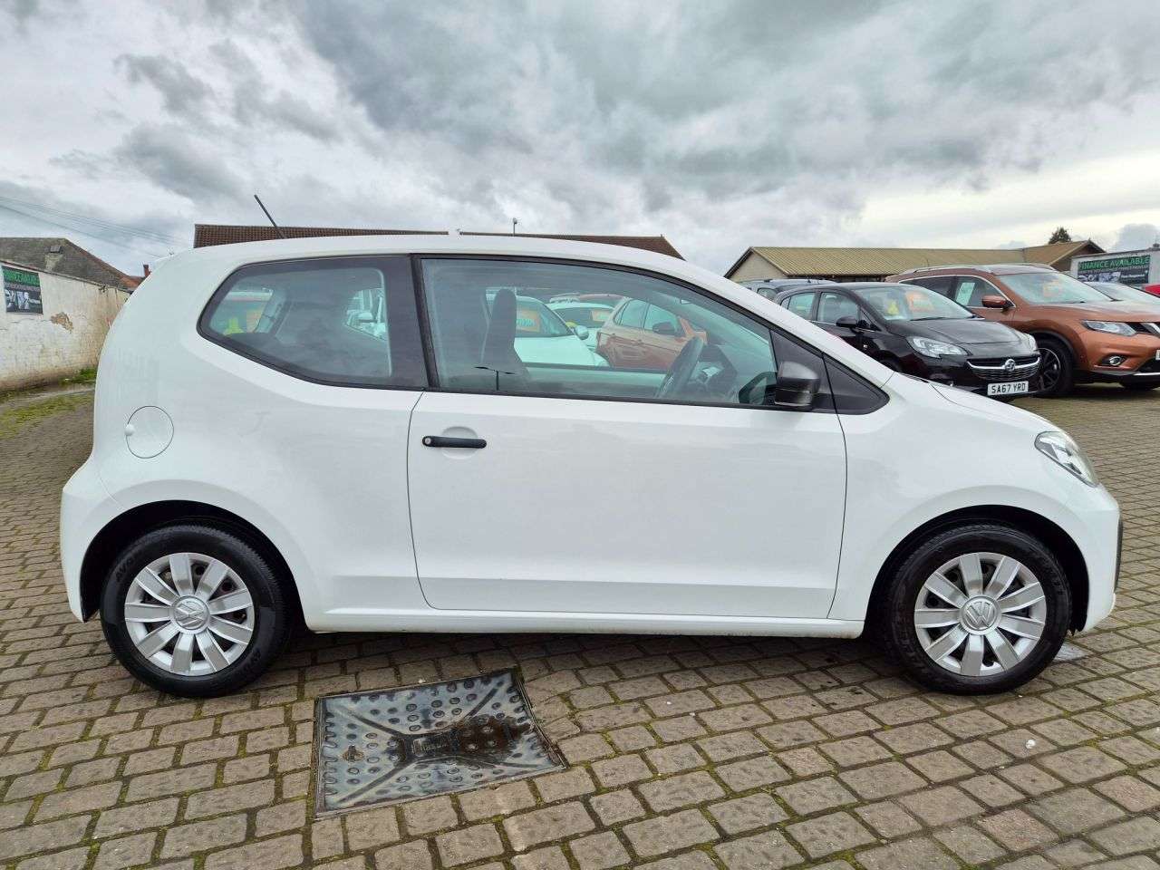 2017 VOLKSWAGEN UP! 2017 VOLKSWAGEN UP!