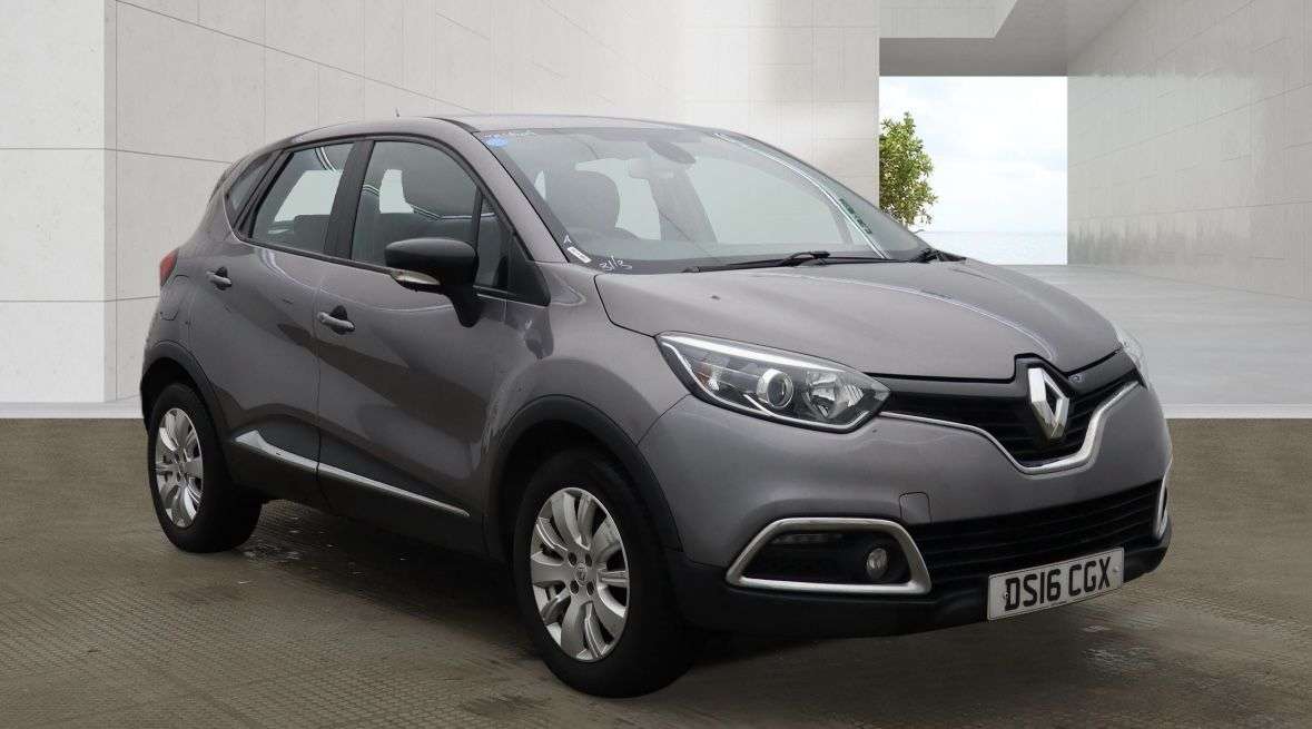 A 2016 RENAULT CAPTUR 1.5 dCi ENERGY Expression + SUV 5dr Diesel Manual Euro 6 (s/s) (90 ps) A 2016 RENAULT CAPTUR 1.5 dCi ENERGY Expression + SUV 5dr Diesel Manual Euro 6 (s/s) (90 ps)