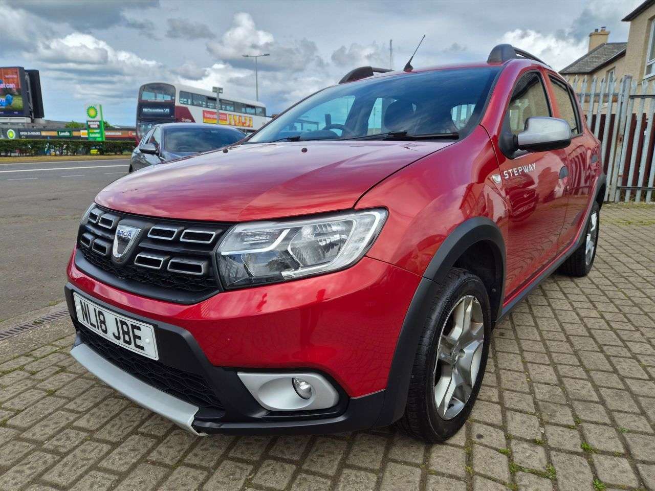 A 2018 DACIA SANDERO STEPWAY 1.5 dCi Ambiance Hatchback 5dr Diesel Manual Euro 6 (s/s) (90 ps) A 2018 DACIA SANDERO STEPWAY 1.5 dCi Ambiance Hatchback 5dr Diesel Manual Euro 6 (s/s) (90 ps)