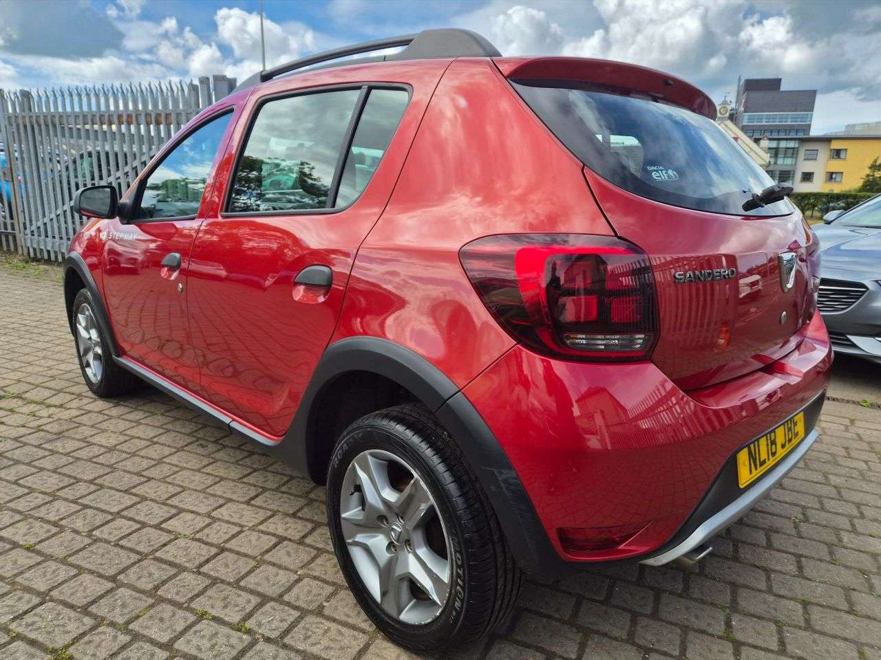 A 2018 DACIA SANDERO STEPWAY 1.5 dCi Ambiance Hatchback 5dr Diesel Manual Euro 6 (s/s) (90 ps) A 2018 DACIA SANDERO STEPWAY 1.5 dCi Ambiance Hatchback 5dr Diesel Manual Euro 6 (s/s) (90 ps)