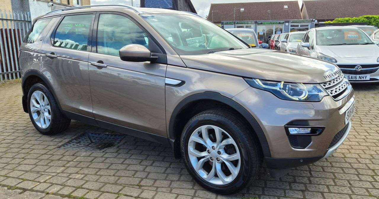 A 2016 LAND ROVER DISCOVERY SPORT 2.0 TD4 HSE SUV 5dr Diesel Auto 4WD Euro 6 (s/s) (180 ps) A 2016 LAND ROVER DISCOVERY SPORT 2.0 TD4 HSE SUV 5dr Diesel Auto 4WD Euro 6 (s/s) (180 ps)