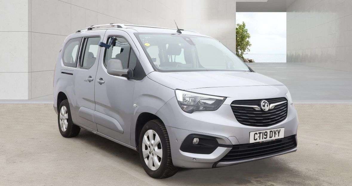 A 2019 VAUXHALL COMBO LIFE 1.5 Turbo D BlueInjection Energy XL MPV 5dr Diesel Manual Euro 6 (s/s) (7 S A 2019 VAUXHALL COMBO LIFE 1.5 Turbo D BlueInjection Energy XL MPV 5dr Diesel Manual Euro 6 (s/s) (7 S