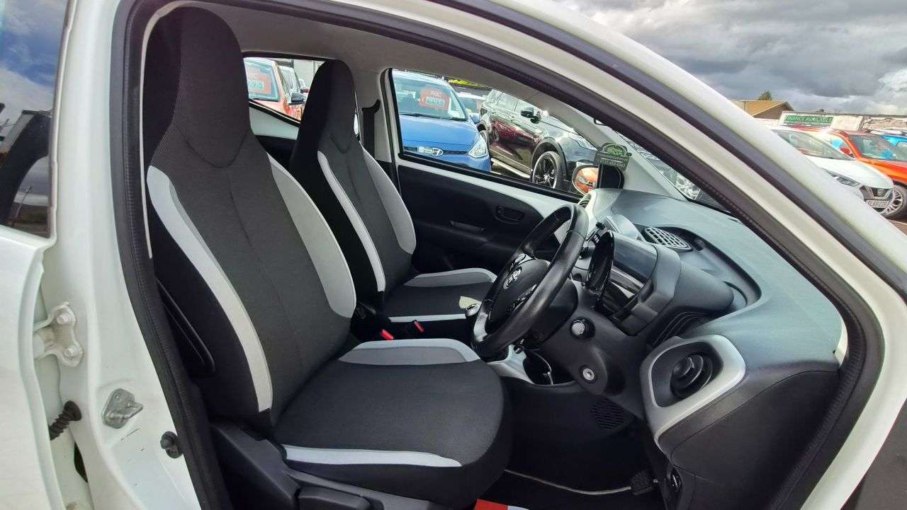 2015 TOYOTA AYGO 2015 TOYOTA AYGO