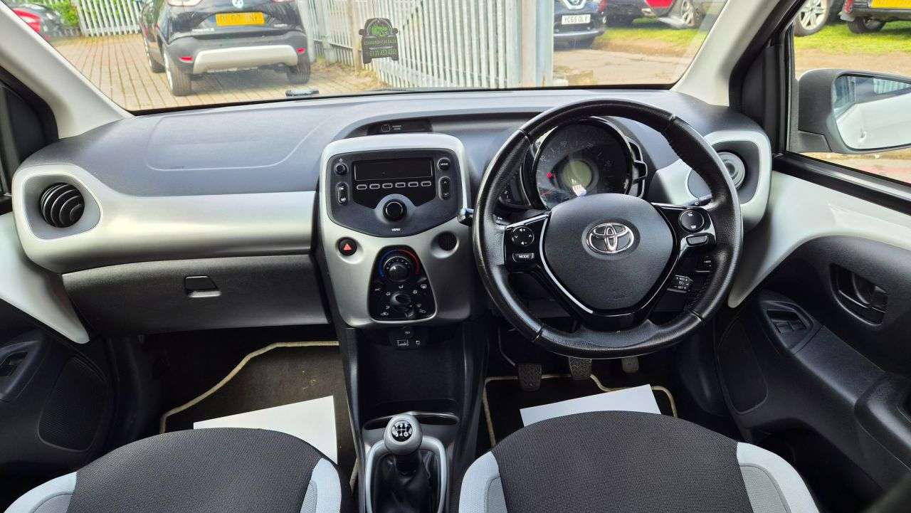 2015 TOYOTA AYGO 2015 TOYOTA AYGO
