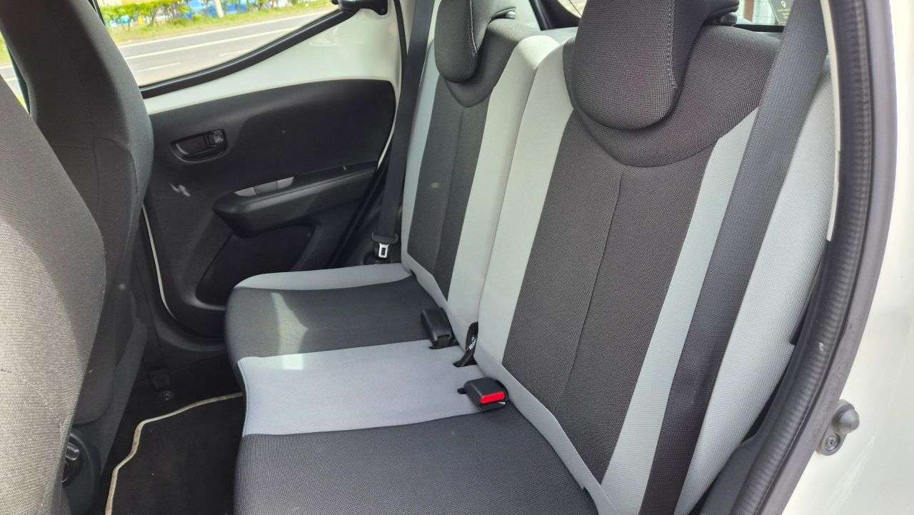 2015 TOYOTA AYGO 2015 TOYOTA AYGO
