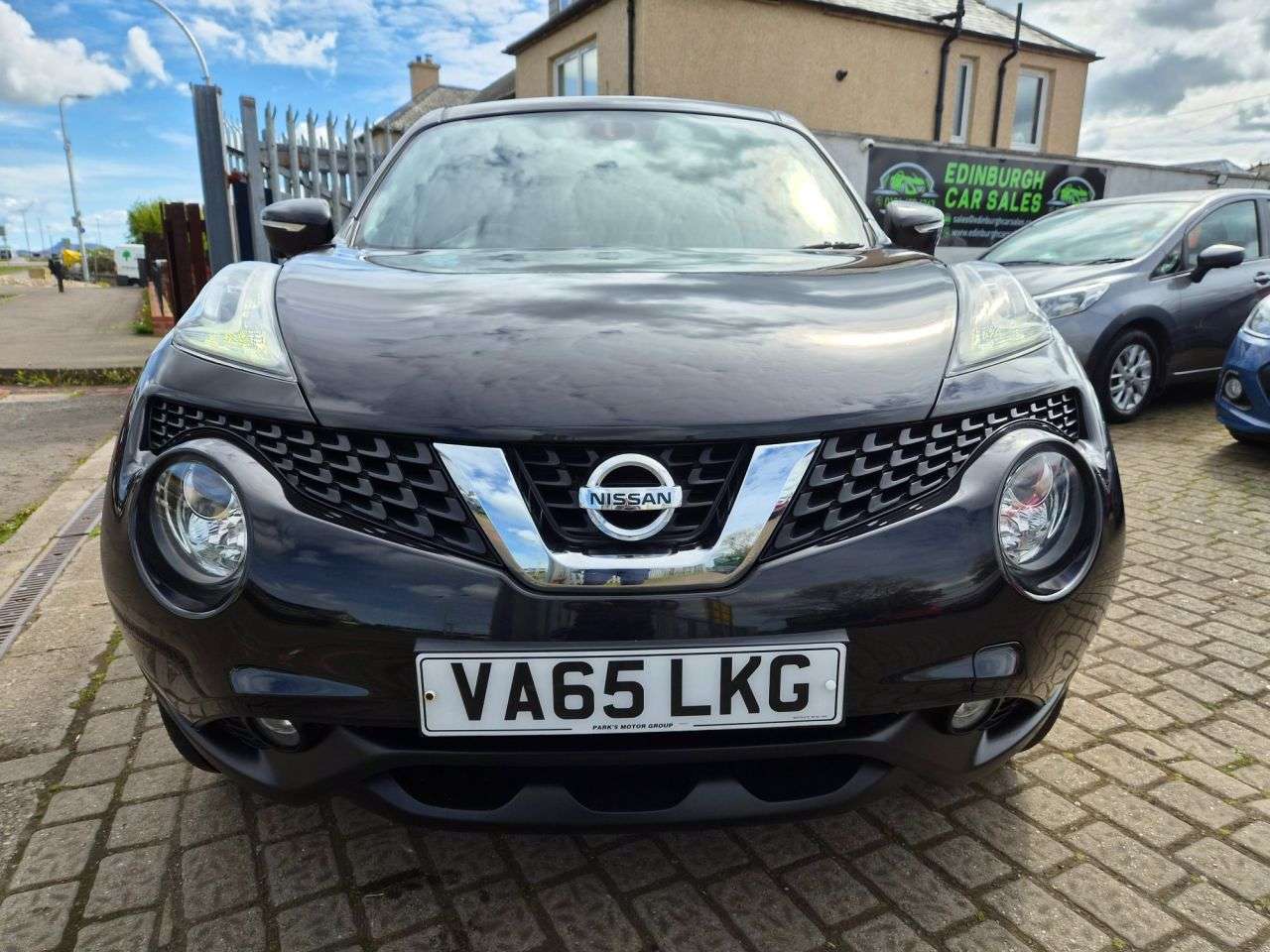 A 2016 NISSAN JUKE 1.5 dCi Tekna SUV 5dr Diesel Manual Euro 6 (s/s) (110 ps) A 2016 NISSAN JUKE 1.5 dCi Tekna SUV 5dr Diesel Manual Euro 6 (s/s) (110 ps)