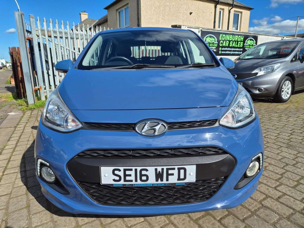 A 2016 HYUNDAI I10 PREMIUM SE A 2016 HYUNDAI I10 PREMIUM SE