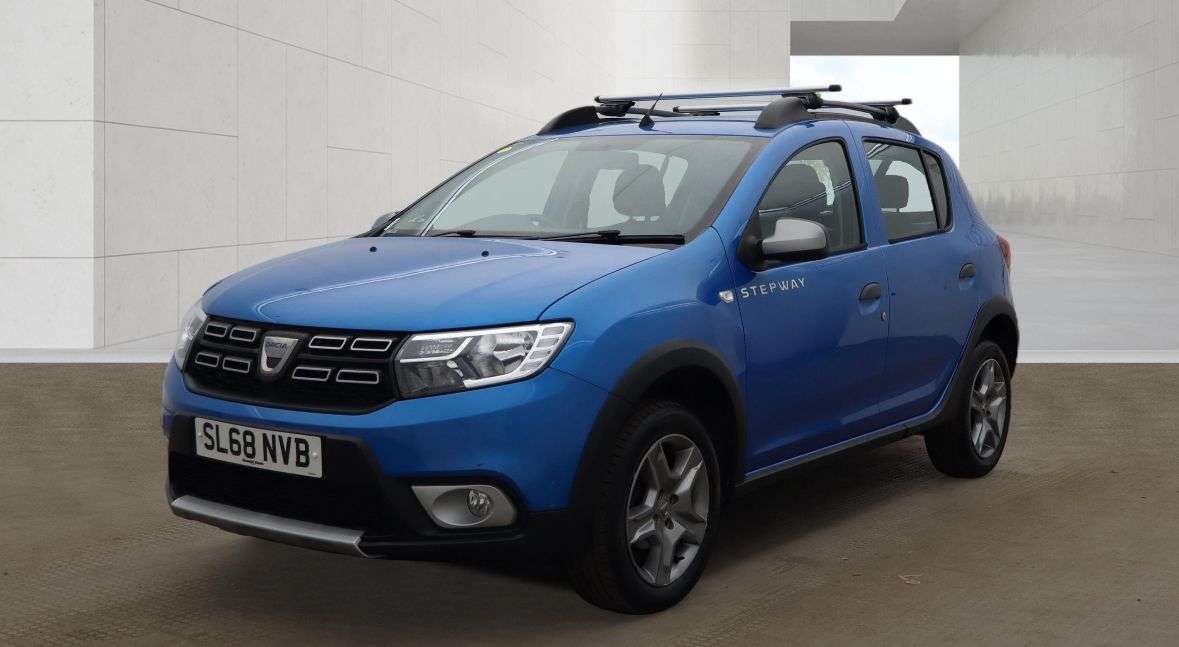 A 2018 DACIA SANDERO STEPWAY 0.9 TCe Essential Hatchback 5dr Petrol Manual Euro 6 (s/s) (90 ps) A 2018 DACIA SANDERO STEPWAY 0.9 TCe Essential Hatchback 5dr Petrol Manual Euro 6 (s/s) (90 ps)