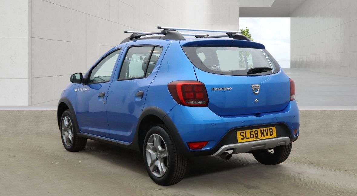 A 2018 DACIA SANDERO STEPWAY 0.9 TCe Essential Hatchback 5dr Petrol Manual Euro 6 (s/s) (90 ps) A 2018 DACIA SANDERO STEPWAY 0.9 TCe Essential Hatchback 5dr Petrol Manual Euro 6 (s/s) (90 ps)