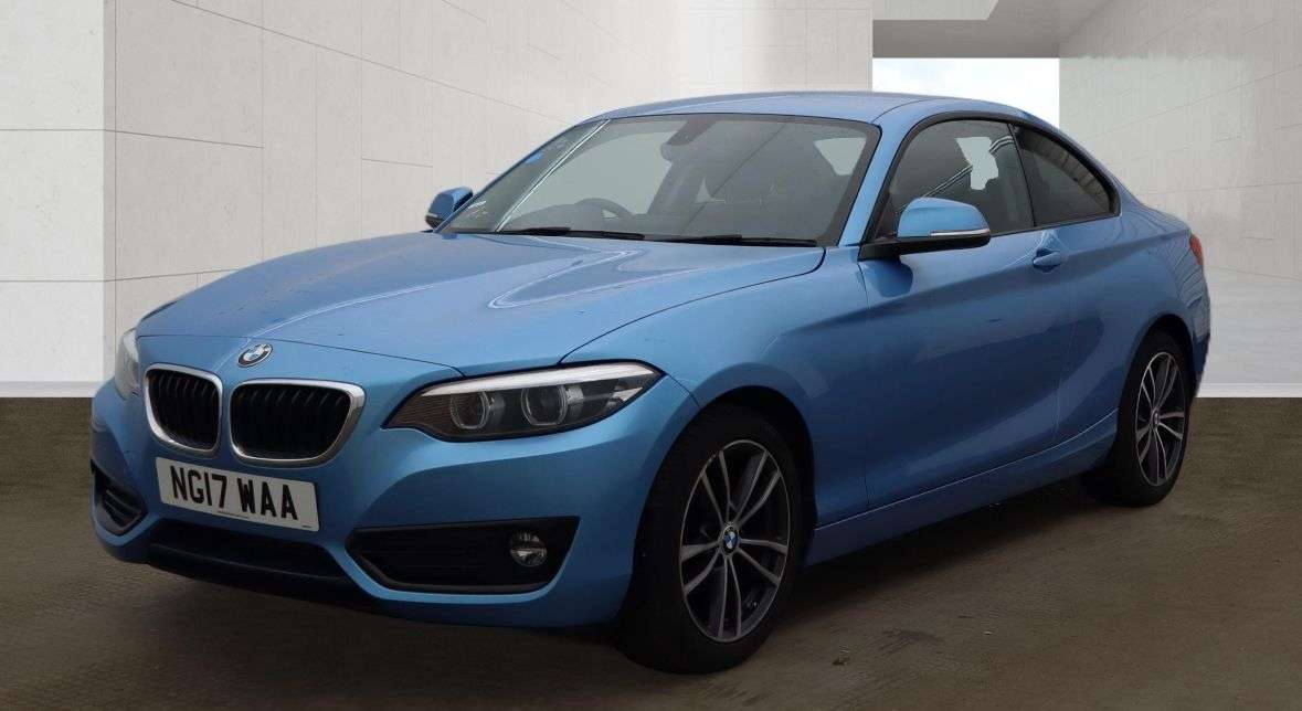 A 2017 BMW 2 SERIES 2.0 218d Sport Coupe 2dr Diesel Auto Euro 6 (s/s) (150 ps) A 2017 BMW 2 SERIES 2.0 218d Sport Coupe 2dr Diesel Auto Euro 6 (s/s) (150 ps)