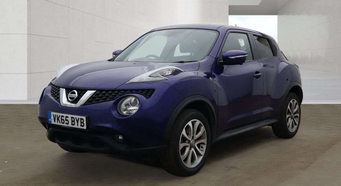 A 2015 NISSAN JUKE 1.5 dCi Tekna SUV 5dr Diesel Manual Euro 6 (s/s) (110 ps) A 2015 NISSAN JUKE 1.5 dCi Tekna SUV 5dr Diesel Manual Euro 6 (s/s) (110 ps)