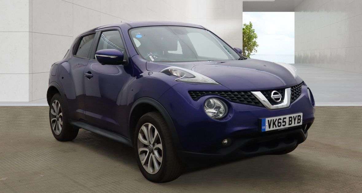 A 2015 NISSAN JUKE 1.5 dCi Tekna SUV 5dr Diesel Manual Euro 6 (s/s) (110 ps) A 2015 NISSAN JUKE 1.5 dCi Tekna SUV 5dr Diesel Manual Euro 6 (s/s) (110 ps)