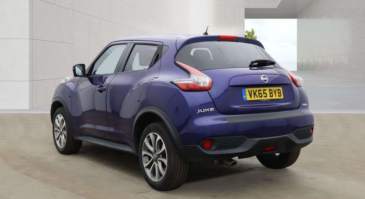 A 2015 NISSAN JUKE 1.5 dCi Tekna SUV 5dr Diesel Manual Euro 6 (s/s) (110 ps) A 2015 NISSAN JUKE 1.5 dCi Tekna SUV 5dr Diesel Manual Euro 6 (s/s) (110 ps)