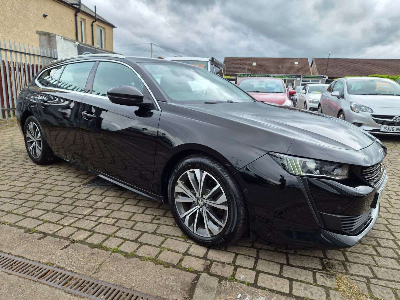 A 2019 PEUGEOT 508 SW 1.5 BlueHDi Allure Estate 5dr Diesel Manual Euro 6 (s/s) (130 ps) A 2019 PEUGEOT 508 SW 1.5 BlueHDi Allure Estate 5dr Diesel Manual Euro 6 (s/s) (130 ps)