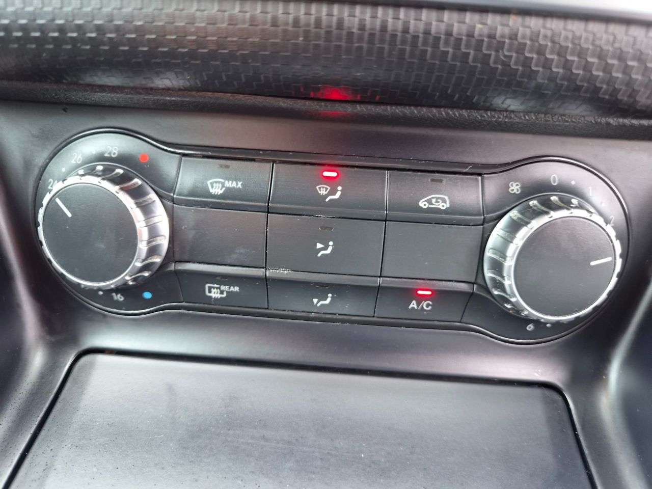 2014 MERCEDES-BENZ A-CLASS 2014 MERCEDES-BENZ A-CLASS