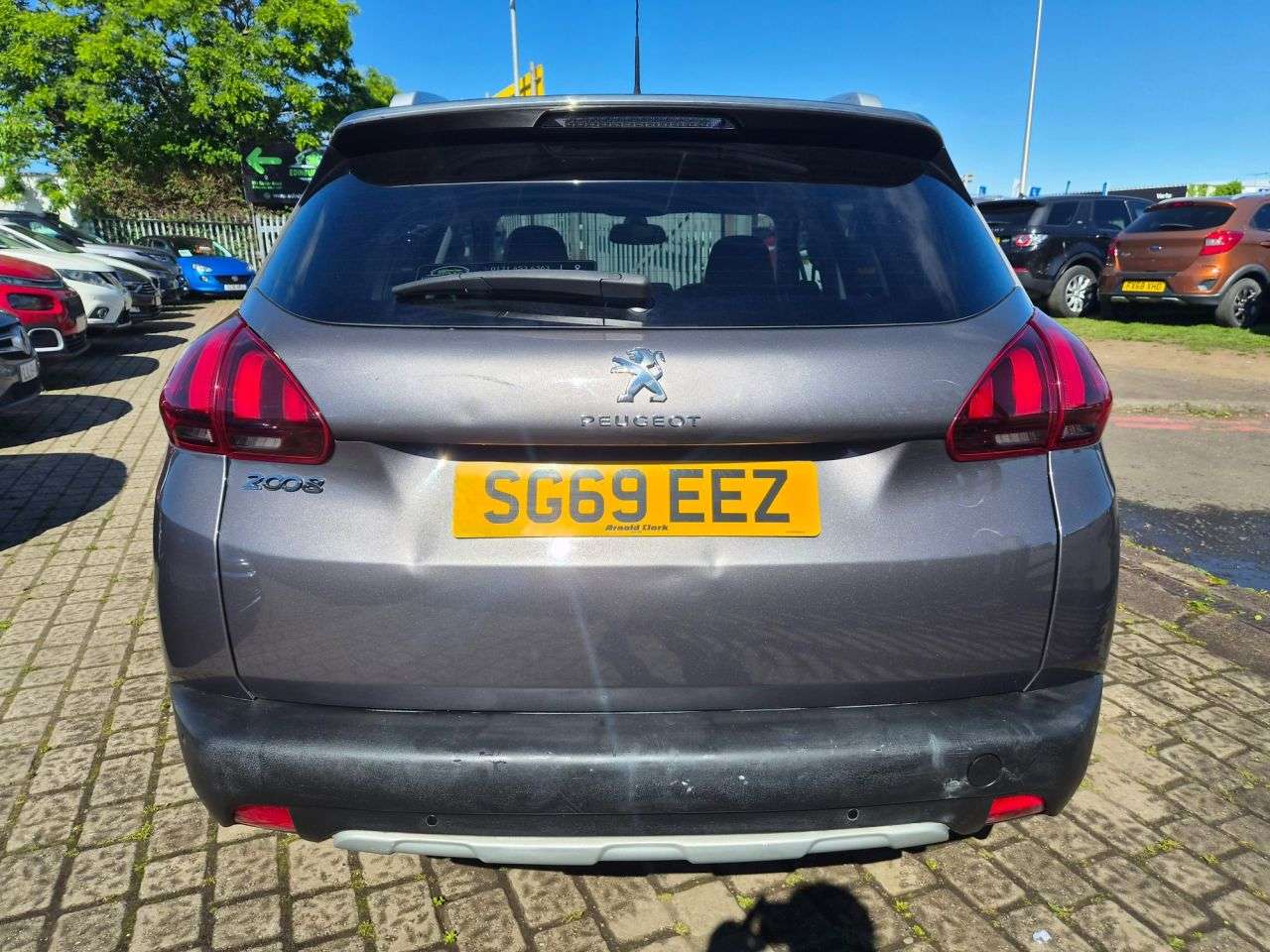 2019 PEUGEOT 2008 2019 PEUGEOT 2008