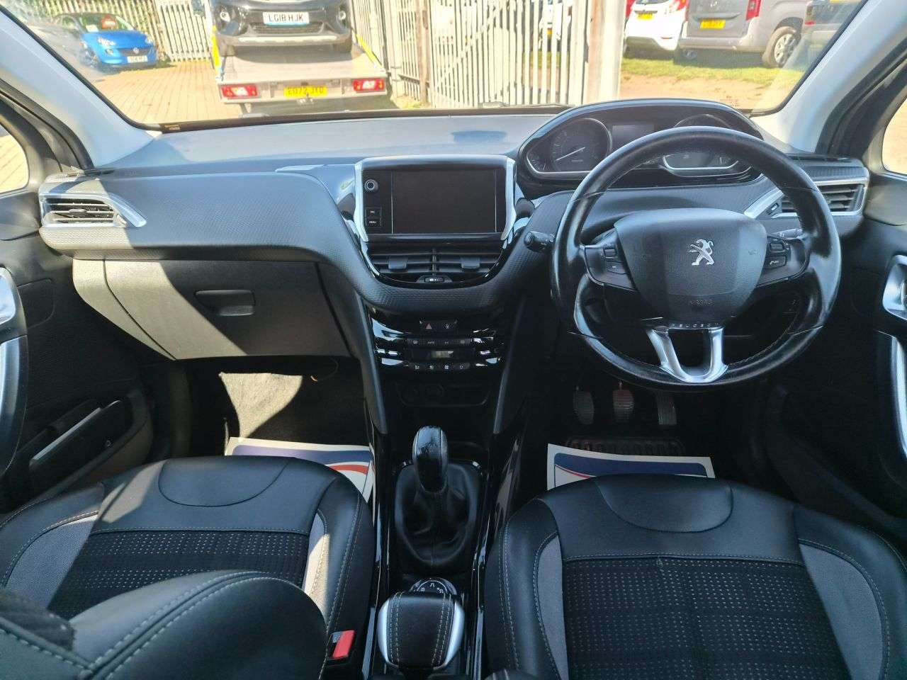 2019 PEUGEOT 2008 2019 PEUGEOT 2008