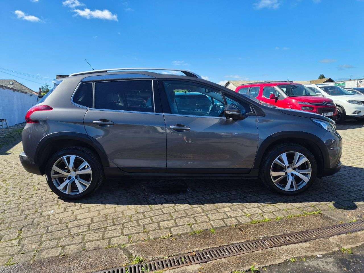 2019 PEUGEOT 2008 2019 PEUGEOT 2008