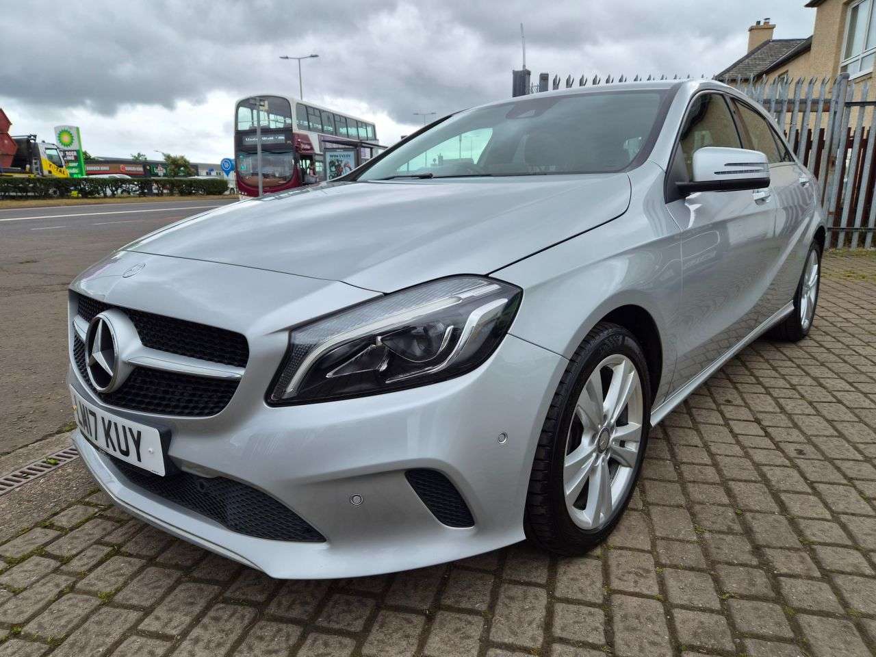 A 2017 MERCEDES-BENZ A-CLASS 1.5 A180d Sport (Premium) Hatchback 5dr Diesel 7G-DCT Euro 6 (s/s) (109 ps) A 2017 MERCEDES-BENZ A-CLASS 1.5 A180d Sport (Premium) Hatchback 5dr Diesel 7G-DCT Euro 6 (s/s) (109 ps)