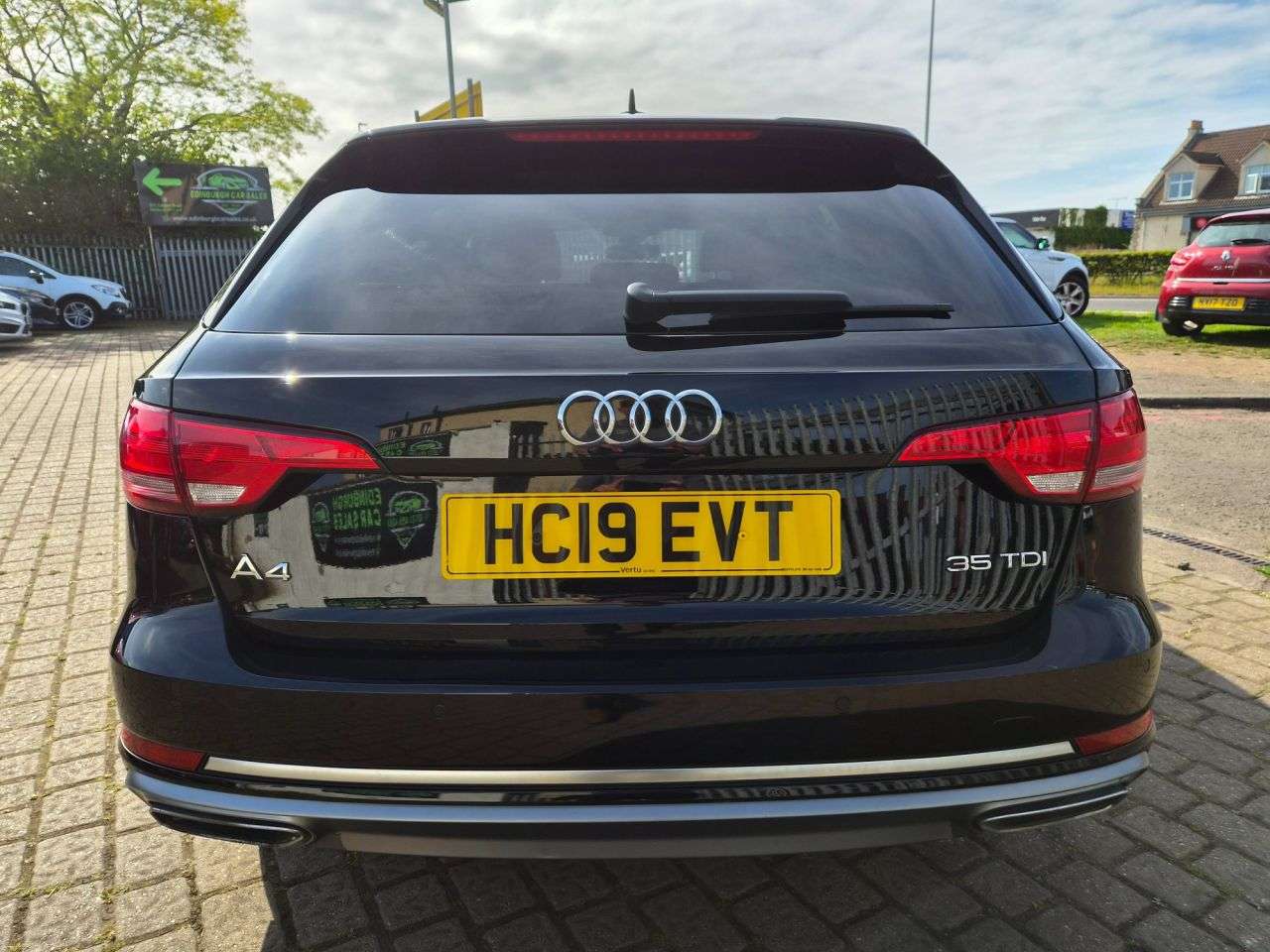 2019 AUDI A4 AVANT 2019 AUDI A4 AVANT