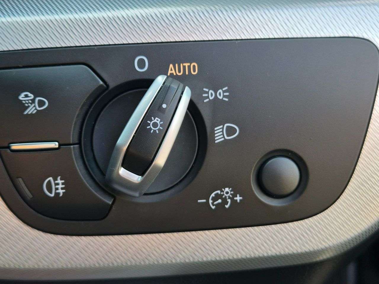 2019 AUDI A4 AVANT 2019 AUDI A4 AVANT