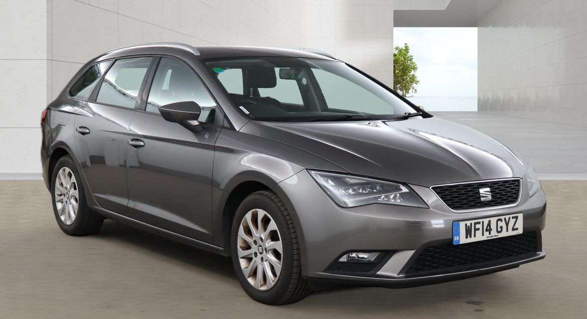 A 2014 SEAT LEON 1.6 TDI CR SE Sport Tourer 5dr Diesel Manual Euro 5 (s/s) (105 ps) A 2014 SEAT LEON 1.6 TDI CR SE Sport Tourer 5dr Diesel Manual Euro 5 (s/s) (105 ps)