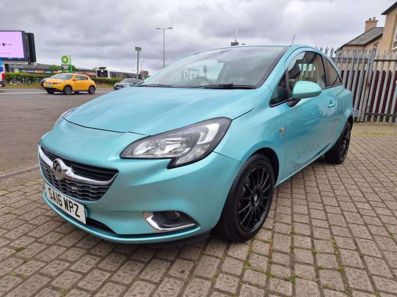 A 2016 VAUXHALL CORSA 1.4i ecoFLEX SRi Hatchback 3dr Petrol Manual Euro 6 (75 ps) A 2016 VAUXHALL CORSA 1.4i ecoFLEX SRi Hatchback 3dr Petrol Manual Euro 6 (75 ps)