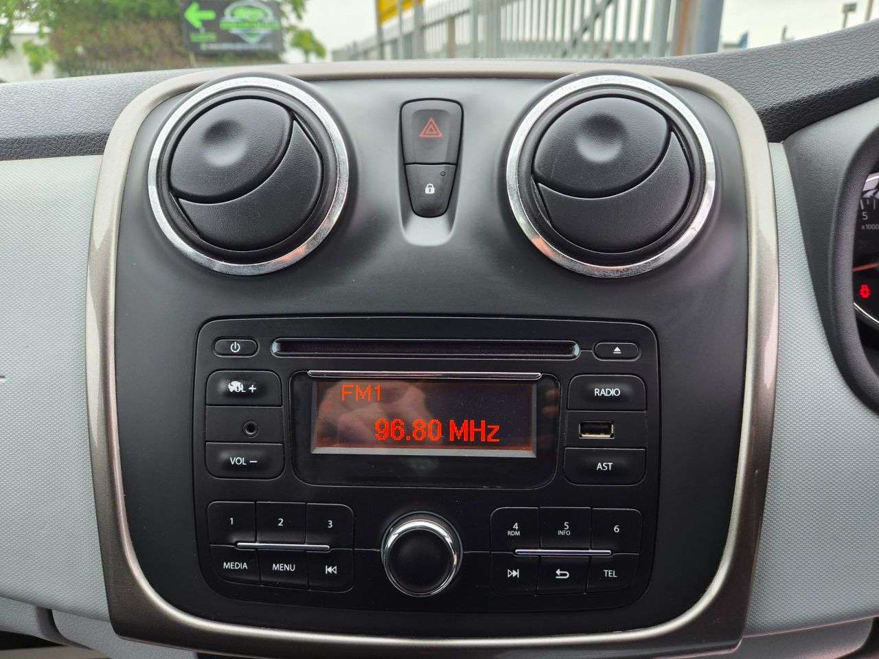 2014 DACIA LOGAN MCV 2014 DACIA LOGAN MCV