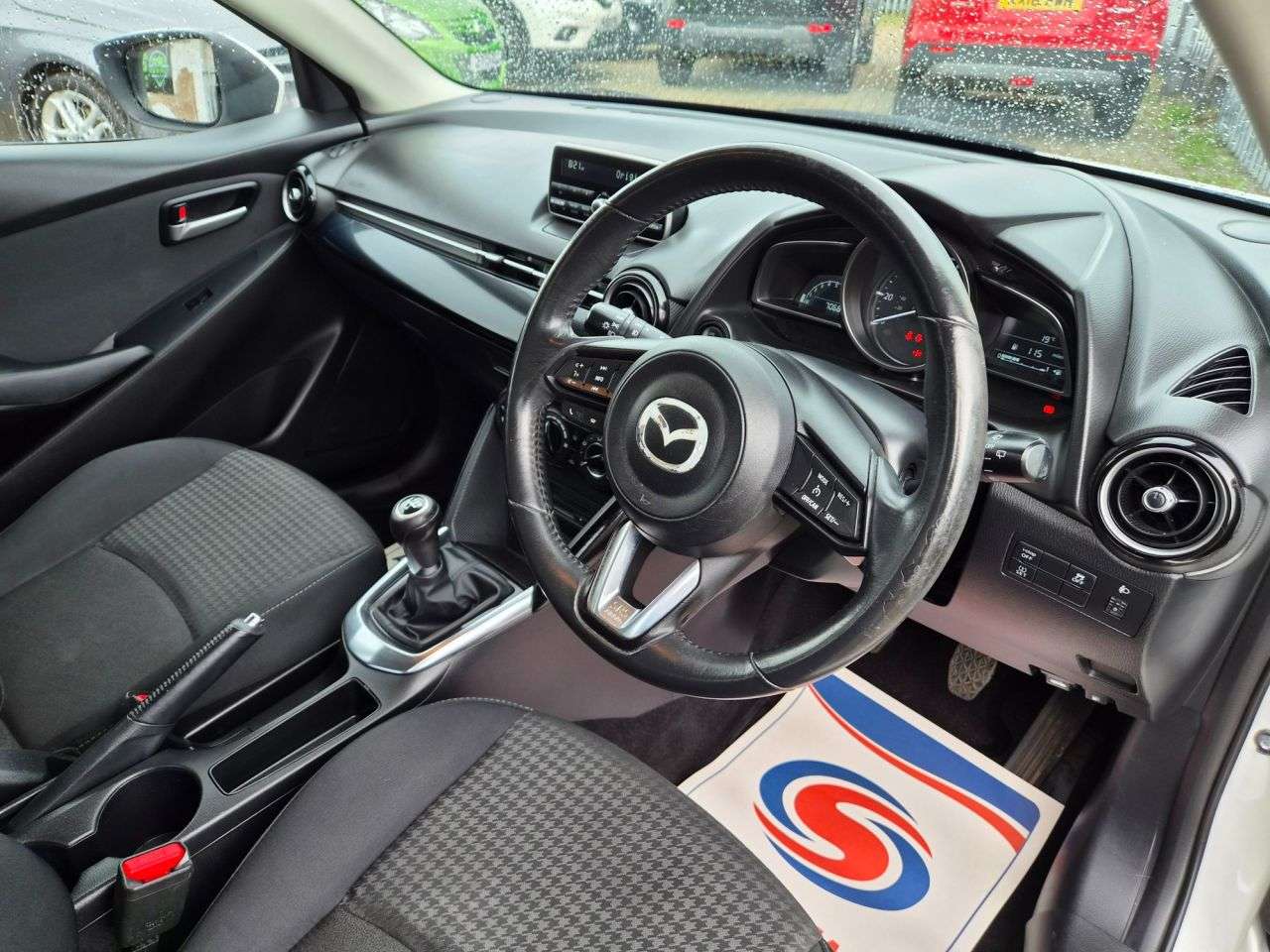 2018 MAZDA MAZDA2 2018 MAZDA MAZDA2
