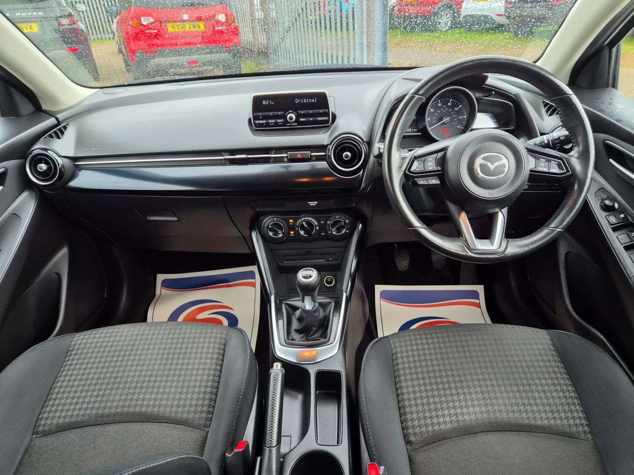 2018 MAZDA MAZDA2 2018 MAZDA MAZDA2