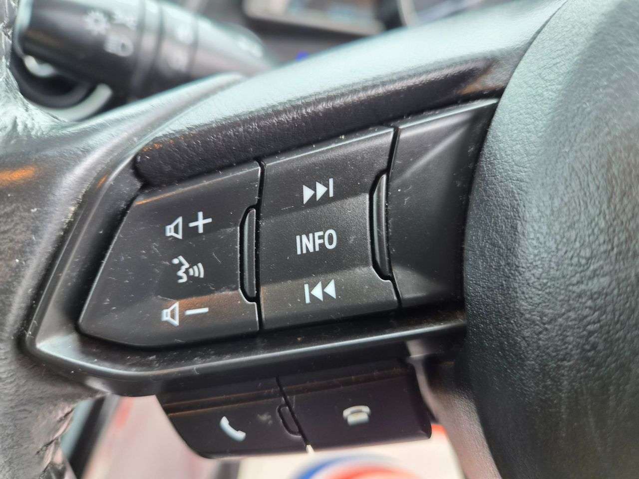 2018 MAZDA MAZDA2 2018 MAZDA MAZDA2
