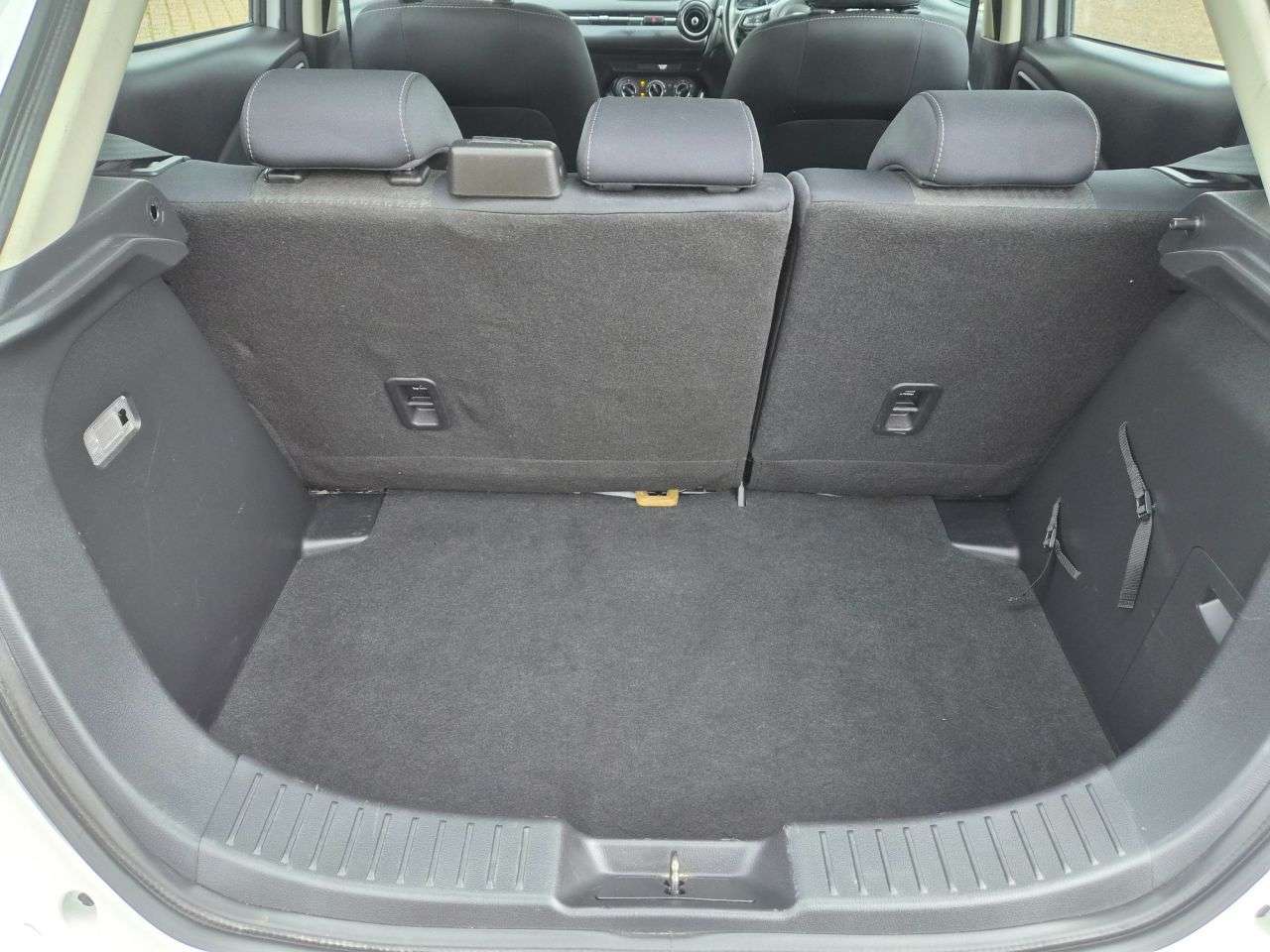 2018 MAZDA MAZDA2 2018 MAZDA MAZDA2