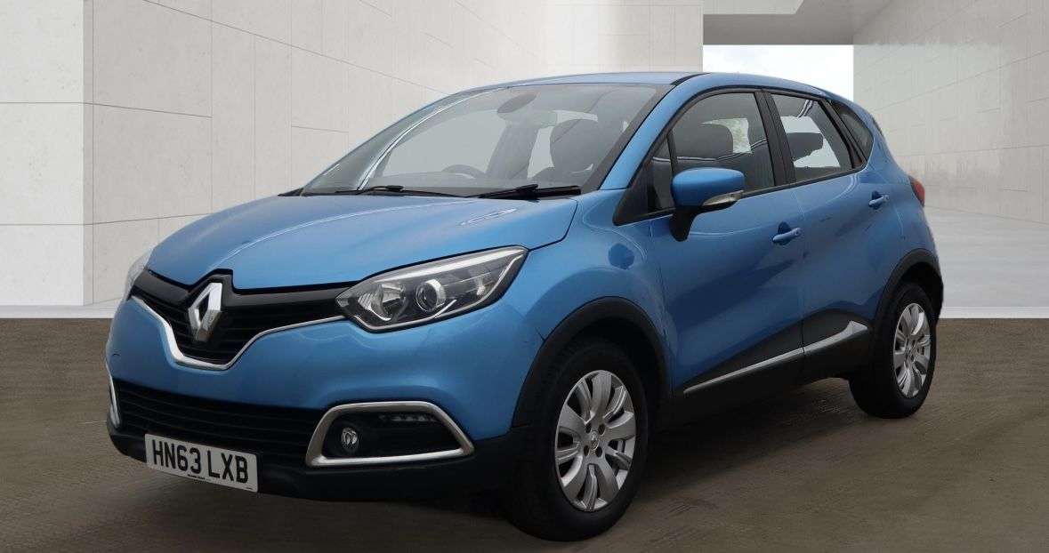 A 2013 RENAULT CAPTUR 1.5 dCi ENERGY Expression + Convenience SUV 5dr Diesel Manual Euro 5 (s/s) A 2013 RENAULT CAPTUR 1.5 dCi ENERGY Expression + Convenience SUV 5dr Diesel Manual Euro 5 (s/s)