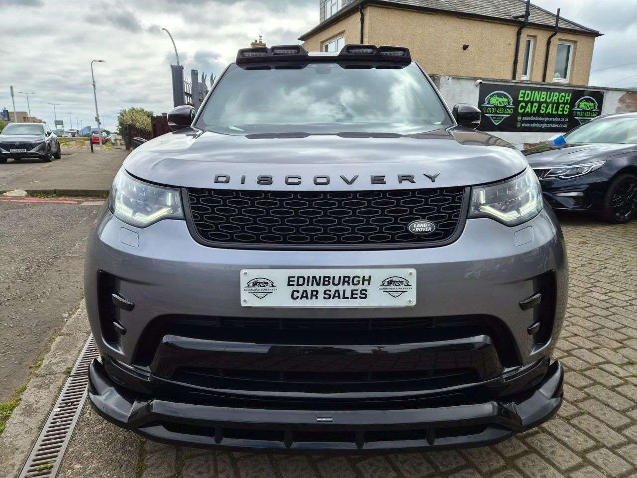 A 2000 LAND ROVER DISCOVERY SDV6 HSE LUXURY A 2000 LAND ROVER DISCOVERY SDV6 HSE LUXURY