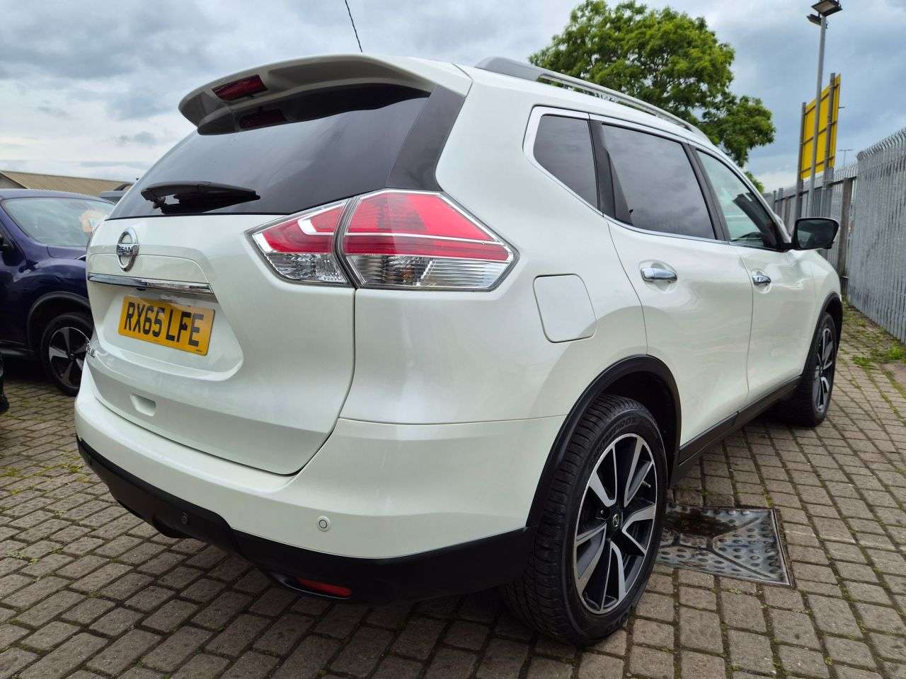 2015 NISSAN X-TRAIL 2015 NISSAN X-TRAIL
