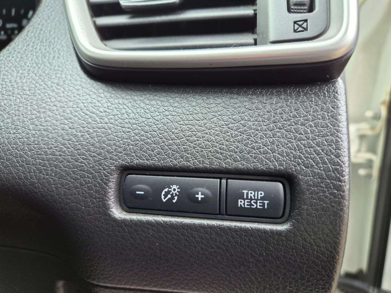 2015 NISSAN X-TRAIL 2015 NISSAN X-TRAIL