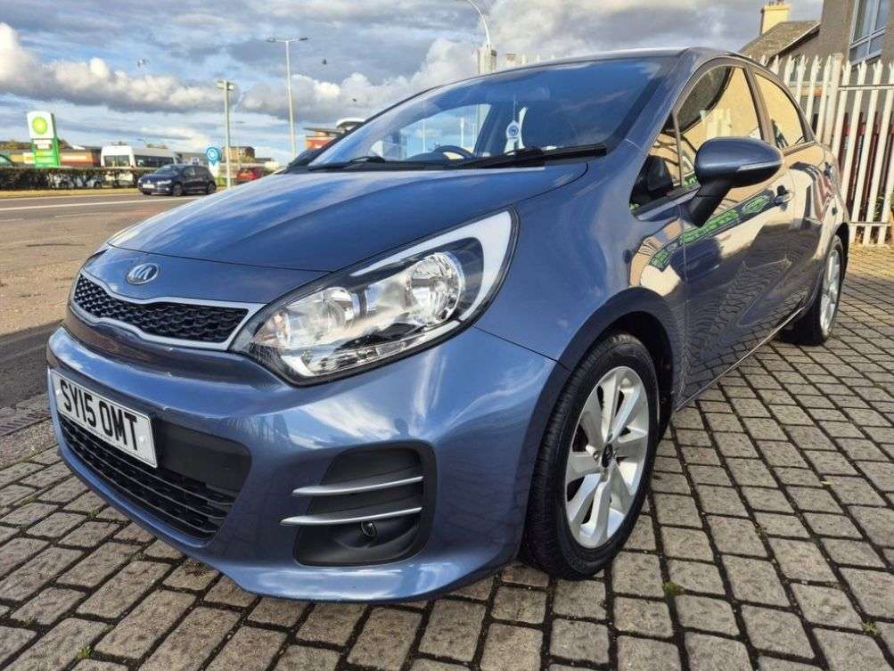 A 2015 KIA RIO 1.25 2 Hatchback 5dr Petrol Manual Euro 6 (84 bhp) A 2015 KIA RIO 1.25 2 Hatchback 5dr Petrol Manual Euro 6 (84 bhp)