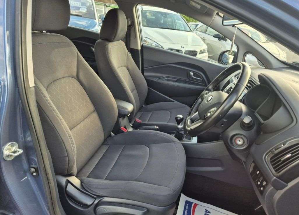 2015 KIA RIO 2015 KIA RIO