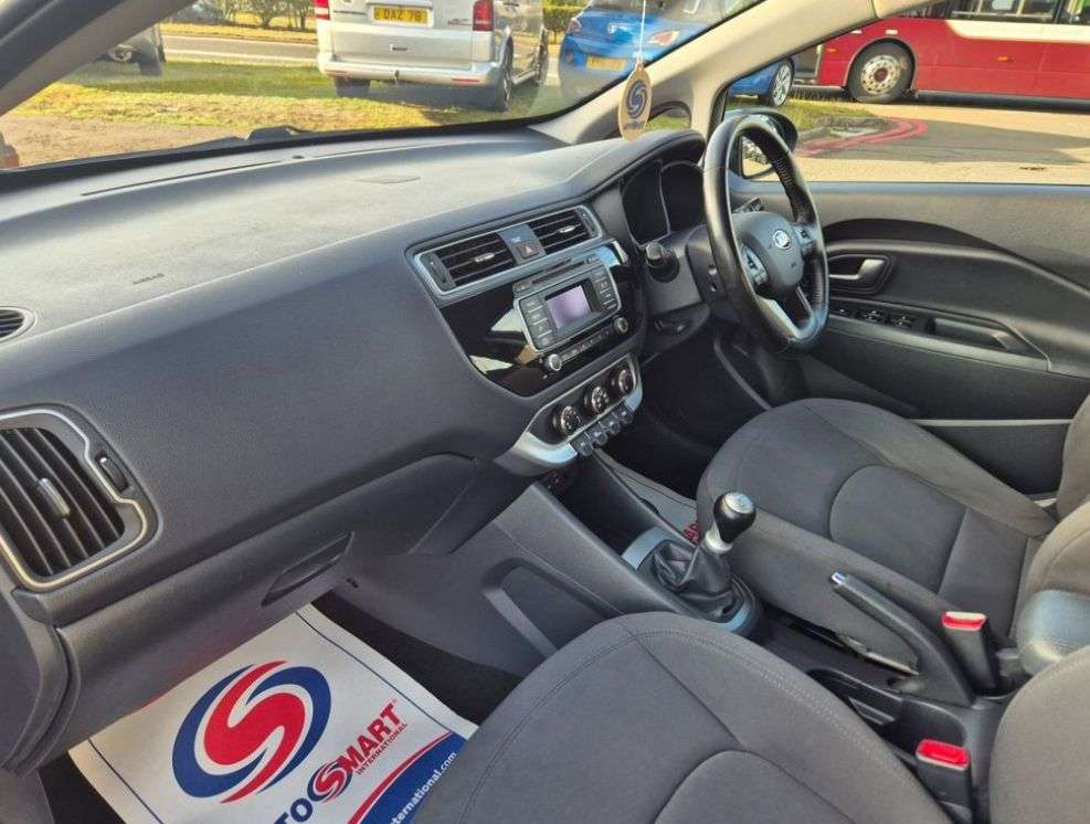 2015 KIA RIO 2015 KIA RIO