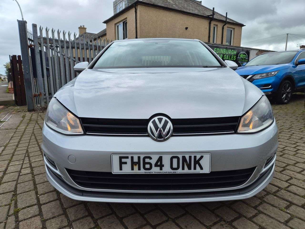 A 2015 VOLKSWAGEN GOLF TDI SE A 2015 VOLKSWAGEN GOLF TDI SE