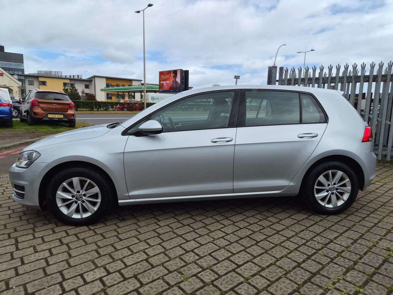 2015 VOLKSWAGEN GOLF 2015 VOLKSWAGEN GOLF