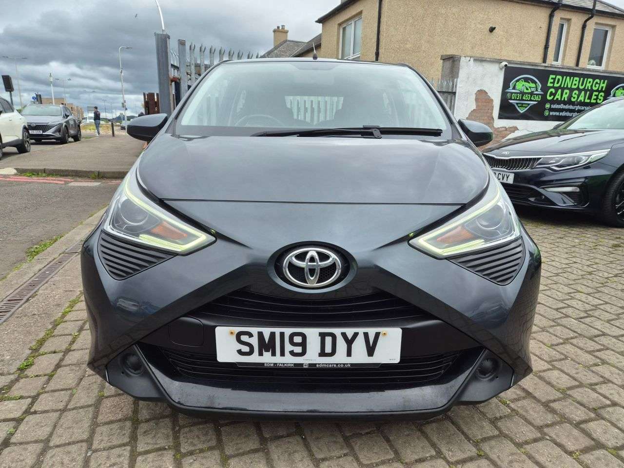 A 2019 TOYOTA AYGO 1.0 VVT-i x-play Hatchback 5dr Petrol Manual Euro 6 (71 ps) A 2019 TOYOTA AYGO 1.0 VVT-i x-play Hatchback 5dr Petrol Manual Euro 6 (71 ps)