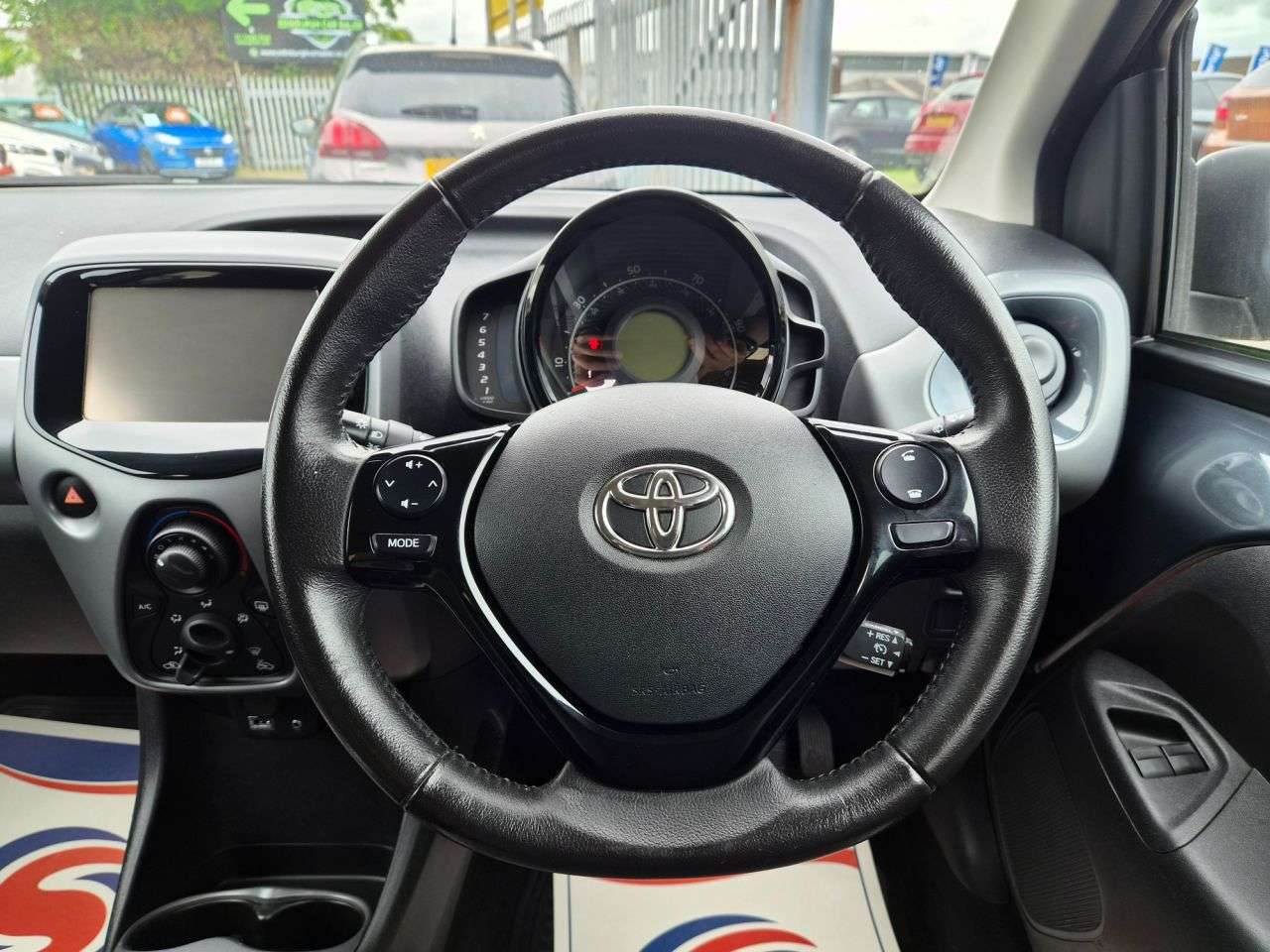 2019 TOYOTA AYGO 2019 TOYOTA AYGO