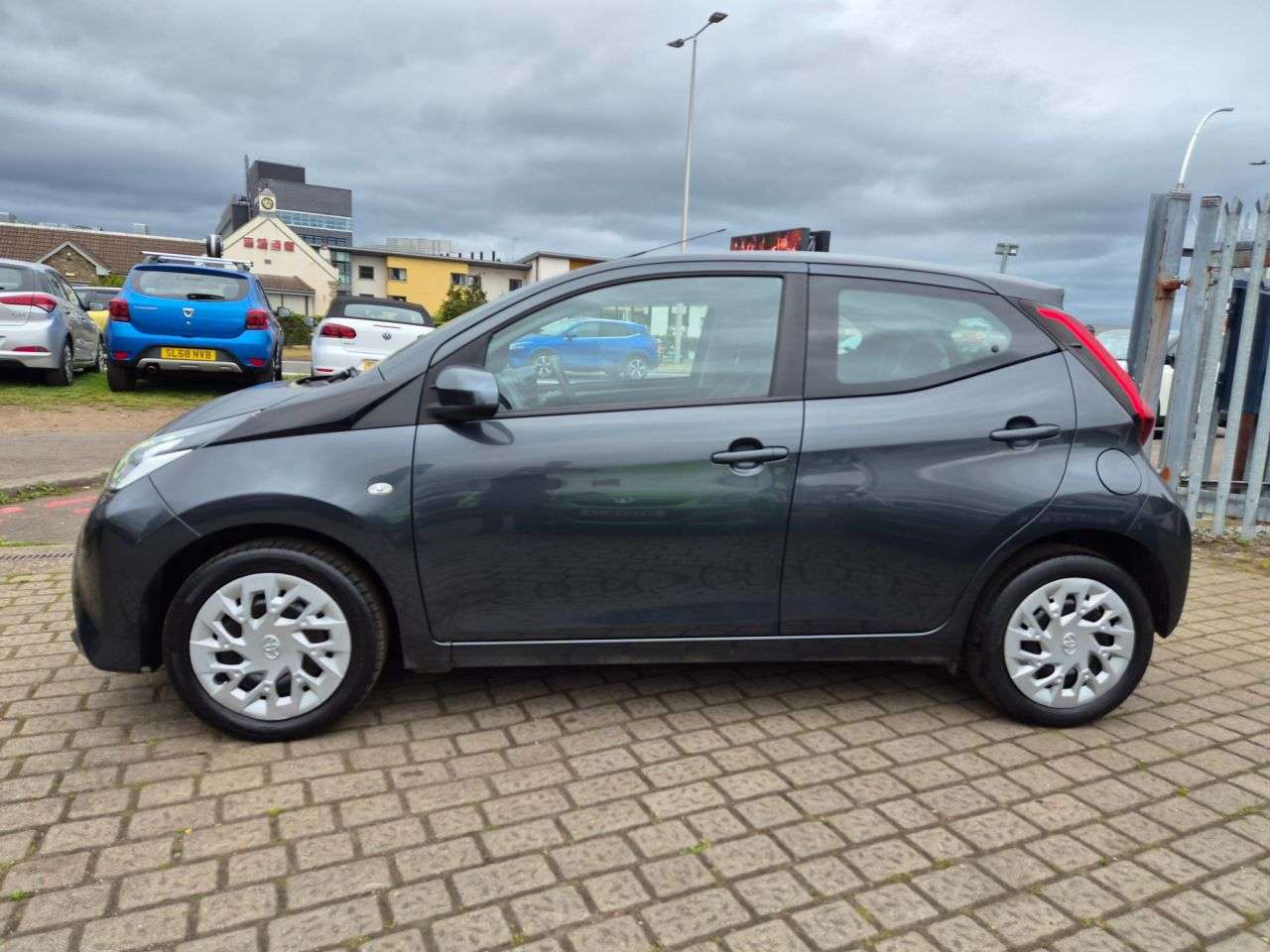 2019 TOYOTA AYGO 2019 TOYOTA AYGO
