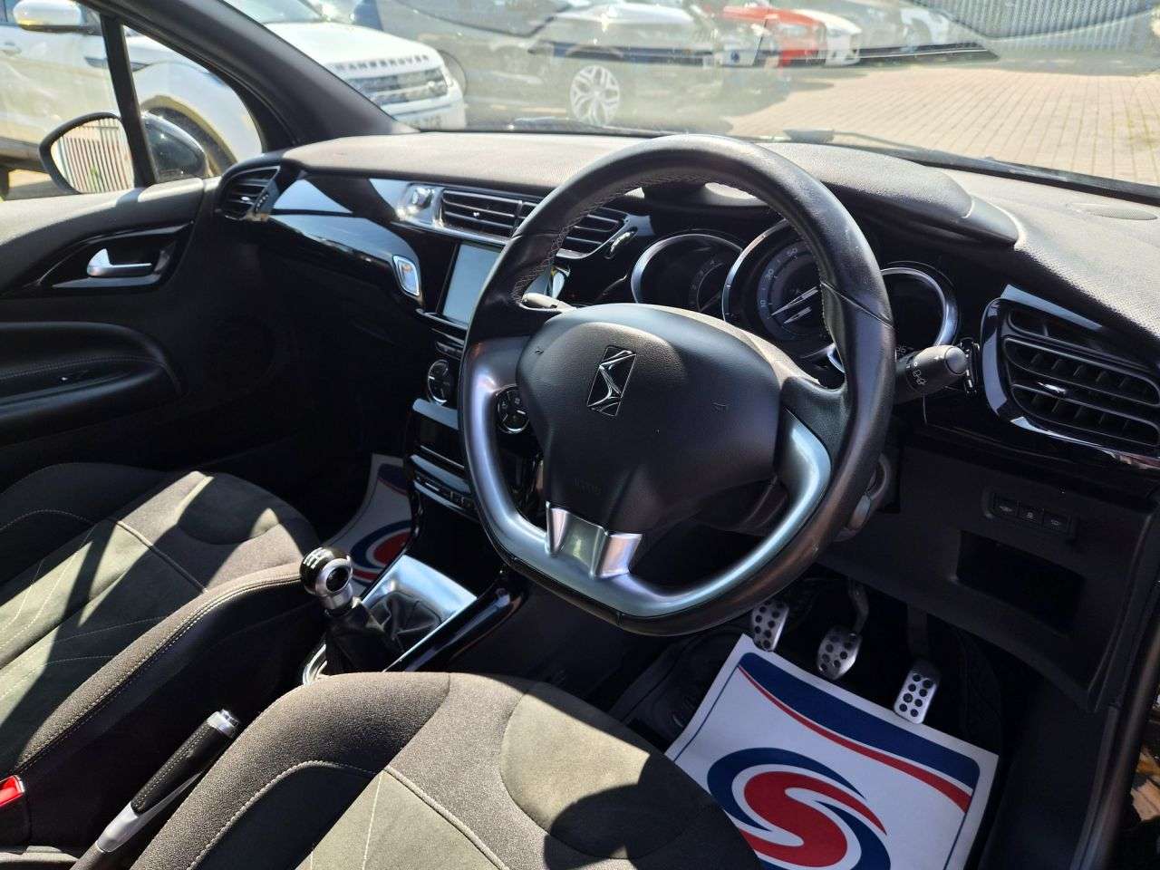 2016 DS AUTOMOBILES DS 3 2016 DS AUTOMOBILES DS 3