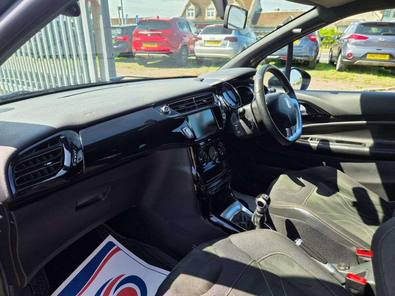 2016 DS AUTOMOBILES DS 3 2016 DS AUTOMOBILES DS 3