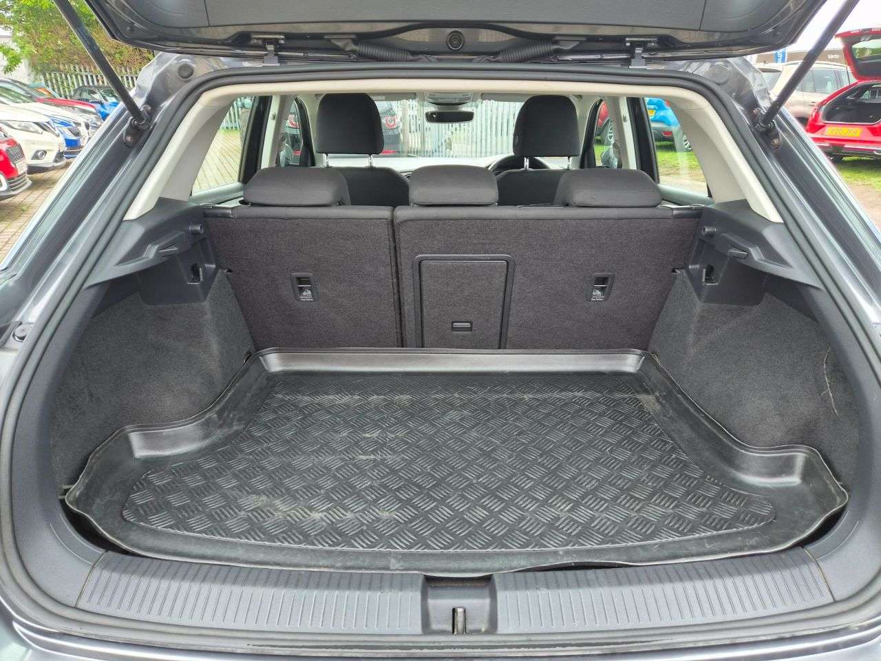 2019 VOLKSWAGEN T-ROC 2019 VOLKSWAGEN T-ROC